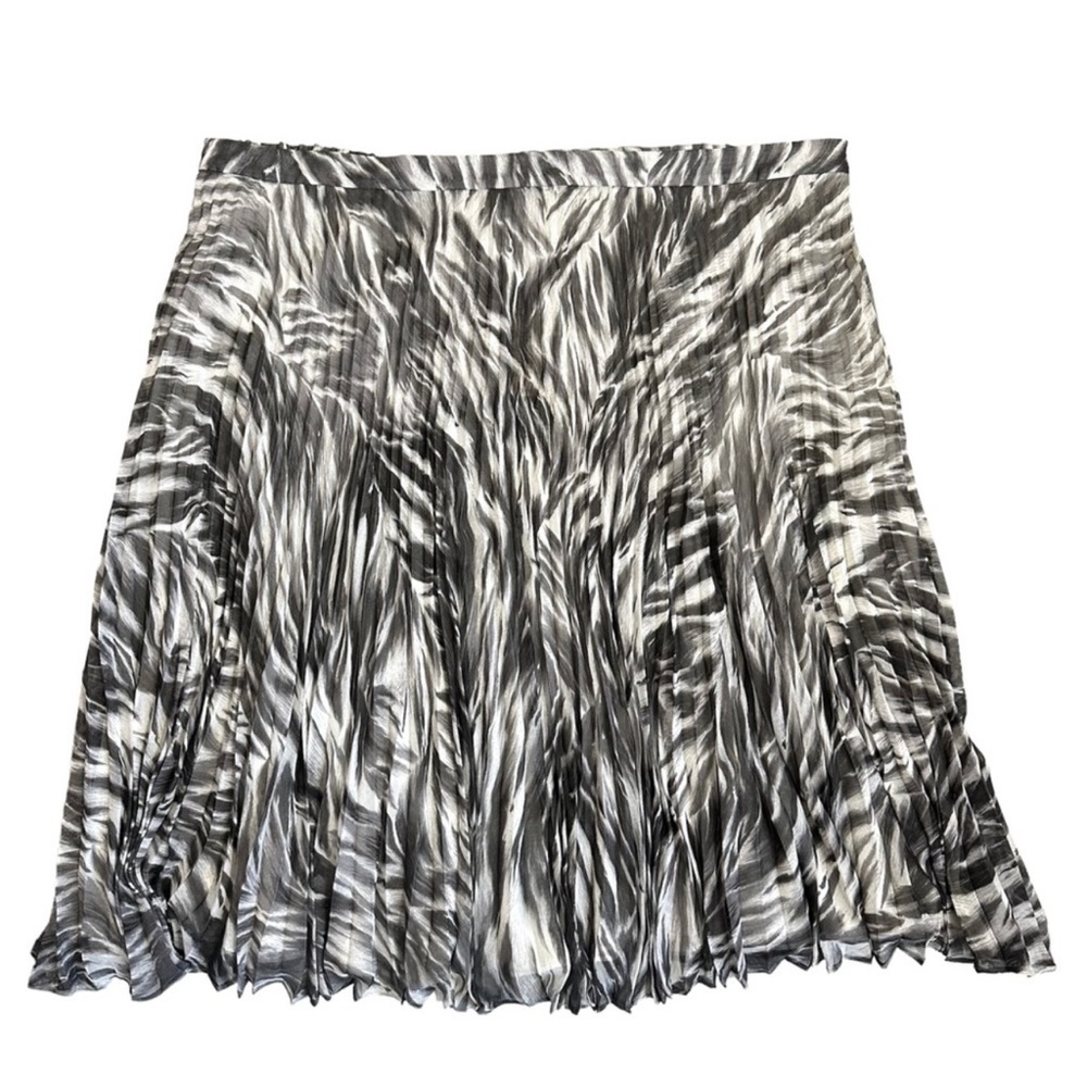 Talbots pleated skirt NWT